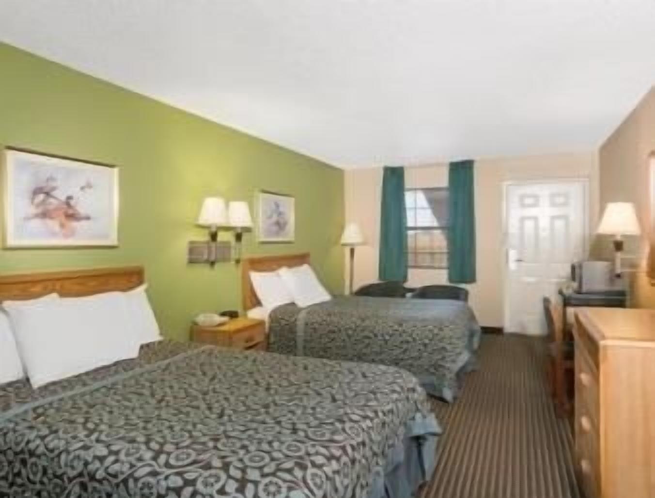 Days Inn By Wyndham Brownsville Εξωτερικό φωτογραφία